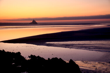 Фотография под названием "Mont Saint-Michel,…" - Pierre-Yves Rospabé, Подлинное произведение искусства, Цифровая фотография