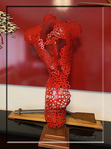 Скульптура под названием "1 BEL 322 (RED)" - Pol Stiller, Подлинное произведение искусства, Металлы