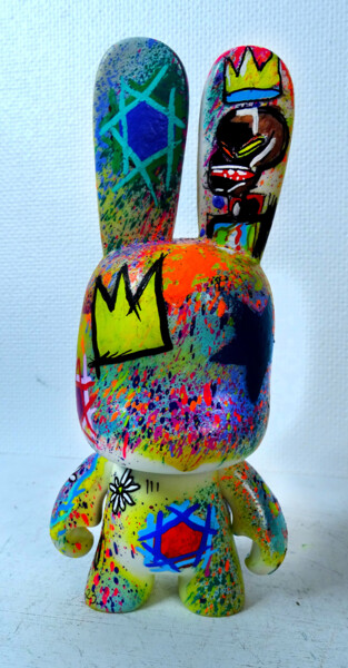 Γλυπτική με τίτλο "Artoyz Bunny Basqui…" από Pvettese, Αυθεντικά έργα τέχνης, Μαρκαδόρος