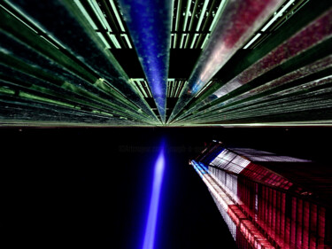 Φωτογραφία με τίτλο "Towers of Light 9-1…" από J.A. Quattro (Qu4ttroStudio), Αυθεντικά έργα τέχνης, Μη χειραγωγημένη φωτογρα…