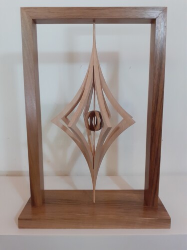 Sculpture titled "Un monde à part" by Raphaël Verdot, Original Artwork, Wood