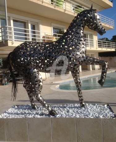 Sculpture titled "cheval métal ajouré" by Recyclage Design - Réanimateur D'Objets , Original Artwork