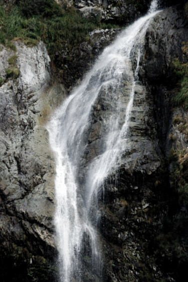 Photographie intitulée "Cascade du Casset" par Rémi Carbonaro, Œuvre d'art originale, Photographie numérique Monté sur Alumi…