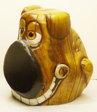 Skulptur mit dem Titel "Gros chien jaune au…" von René Blanchet, Original-Kunstwerk, Holz