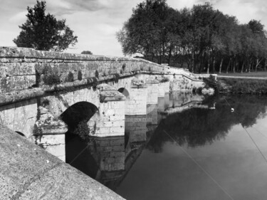 Photographie intitulée "CHAMBORD LE PONT" par Karine Revillon, Œuvre d'art originale