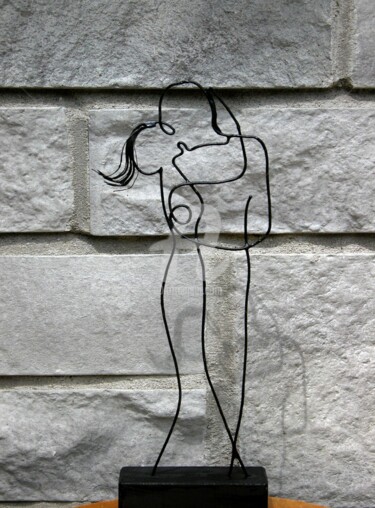Escultura titulada "Le baiser" por Richard Paquette, Obra de arte original, Metales
