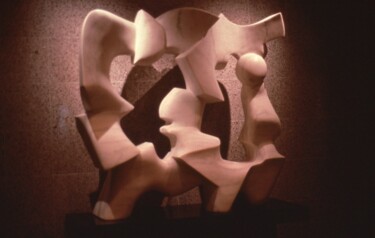 Skulptur mit dem Titel "Interrelated" von Robert Winslow, Original-Kunstwerk, Stein