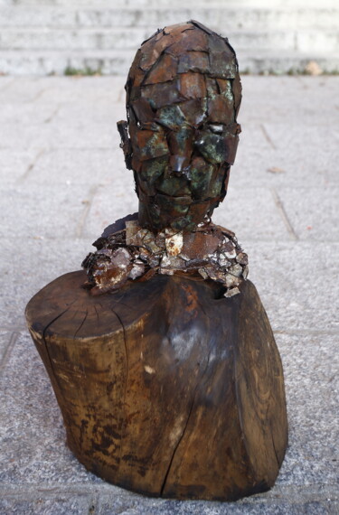 Escultura intitulada "Metal head" por Roberto Rivas, Obras de arte originais, Metais