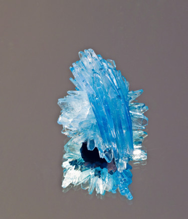 Photographie intitulée "Cristal bleu" par Roland Bouvier, Œuvre d'art originale