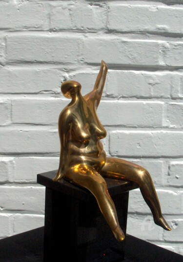 Skulptur mit dem Titel "Feel good" von Rosita Allinckx, Original-Kunstwerk, Bronze