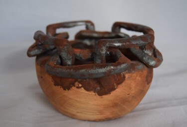 雕塑 标题为“Bowl and Chain” 由Ruben Verschueren, 原创艺术品, 木