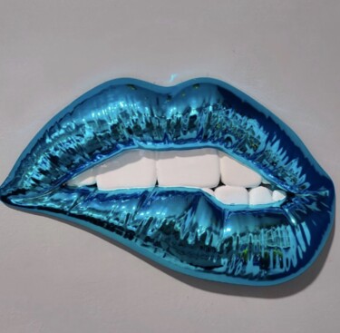 Escultura intitulada "Mmmh...Blue" por Sagrasse, Obras de arte originais, Resina Montado em Outro painel rígido