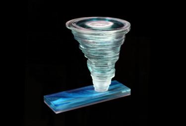 Γλυπτική με τίτλο "Cyclone" από Samantha Schmid, Αυθεντικά έργα τέχνης, Ποτήρι
