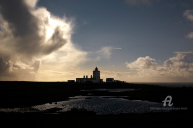 摄影 标题为“Lighthouse and stor…” 由Scott Gregory Banner, 原创艺术品, 数码摄影