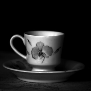 Φωτογραφία με τίτλο "Cup of coffee" από Sergio Assis, Αυθεντικά έργα τέχνης, Φωτογραφική ταινία