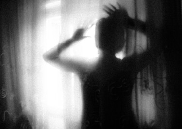 Photographie intitulée "Illusory veil" par Silvia Zambolin, Œuvre d'art originale, Photographie numérique