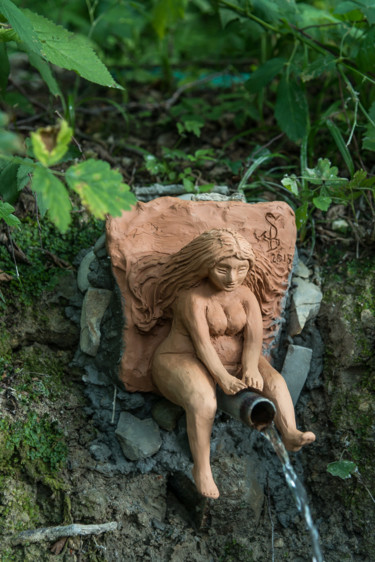 Sculpture intitulée "ninfa della fonte a…" par Silvia Benfenati, Œuvre d'art originale