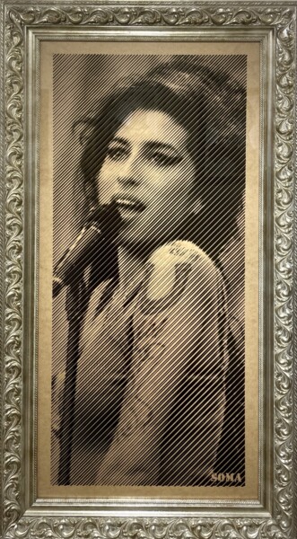 Картина под названием "Amy Winehouse - Bac…" - Soma, Подлинное произведение искусства, Рисунок распылителем краски