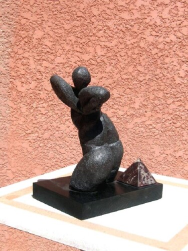 雕塑 标题为“L'ENVOLÉE  Terre cu…” 由Sonia Mandel, 原创艺术品, 兵马俑