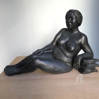 Sculpture titled "Odalisque - Scultur…" by Sophie Laurent Lazinier, Original Artwork, Terra cotta