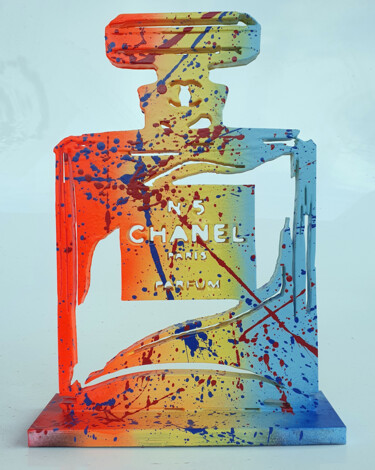 Sculpture intitulée "SPACO N°5 Chanel Co…" par Spaco, Œuvre d'art originale, Acrylique
