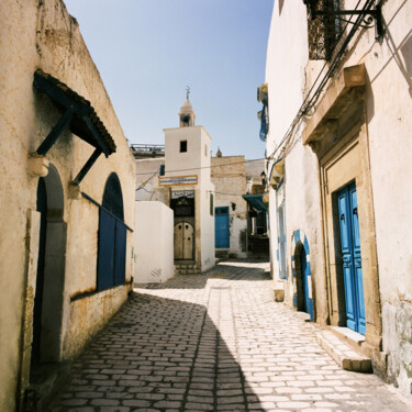 Fotografie mit dem Titel "Medina of Sousse" von Stefana Savic, Original-Kunstwerk, Analog Fotografie