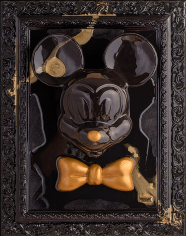 「Mickey Gold」というタイトルの彫刻 Stefano Macrìによって, オリジナルのアートワーク, セラミックス 金属にマウント