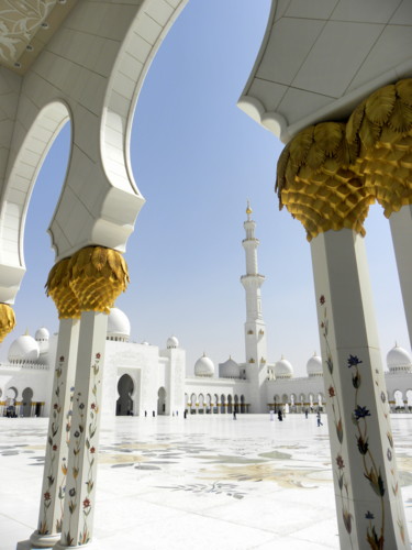 Photographie intitulée "Abu-Dhabi-mosque.jpg" par Suleiman, Œuvre d'art originale