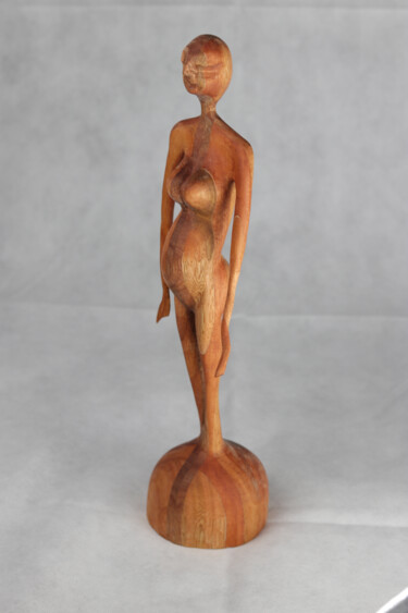 Scultura intitolato "Merantifrau" da Sylvia Gnatz, Opera d'arte originale, Legno