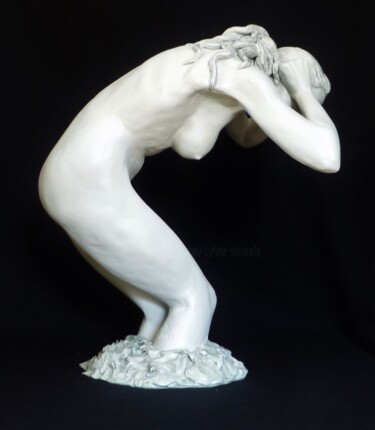 Skulptur mit dem Titel "Cassandre .." von Sylvie Bourély (SB), Original-Kunstwerk, Ton