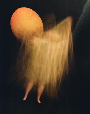 Φωτογραφία με τίτλο "Golden touch" από Tania Serket, Αυθεντικά έργα τέχνης, Φωτογραφική ταινία