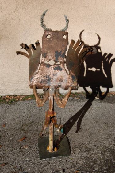 Escultura titulada "N°2 -Bouhhh!!-" por Tchook.Os, Obra de arte original, Metales