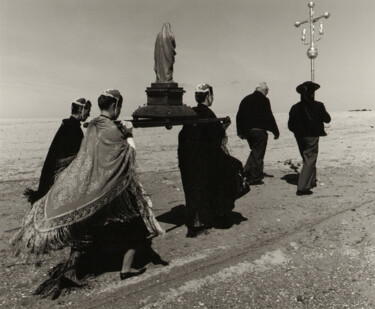 Fotografie mit dem Titel "Carantec, pardon de…" von Thierry Martin, Original-Kunstwerk, Analog Fotografie