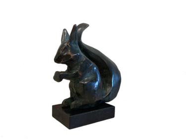 Sculpture intitulée "Squirrel 1" par Kristof Toth, Œuvre d'art originale, Bronze