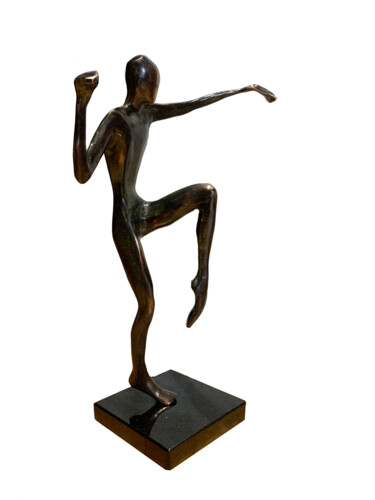 Skulptur mit dem Titel "Karate fighter" von Kristof Toth, Original-Kunstwerk, Bronze