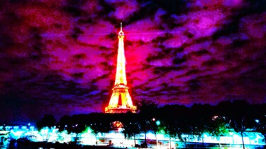 Fotografia intitolato "Eiffel Tower at Nig…" da Troy Wilson-Ripsom, Opera d'arte originale, Fotografia manipolata
