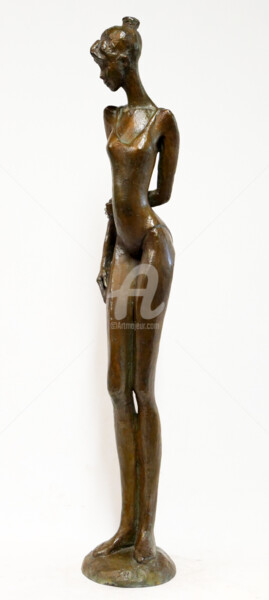 Sculpture titled "Ballerine" by Marie-Thérèse Tsalapatanis, Original Artwork, Bronze