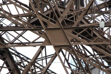 Fotografie getiteld "Tour Eiffel II" door Ulli Heupel, Origineel Kunstwerk