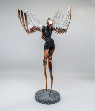 Sculptuur getiteld "Black Birdie" door Iurii Gutsuliak (Yura Ghutzuliak), Origineel Kunstwerk, Gietwerk
