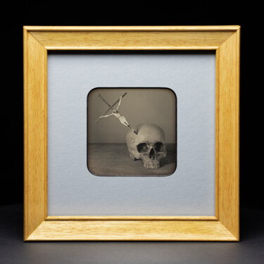 Photography titled "Gott ist tot - Dagu…" by Valerius Geng, Original Artwork, Analog photography Mounted on Cardboard