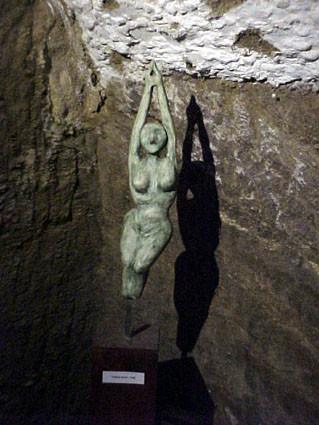 Sculpture intitulée "Ondine verte" par Valja, Œuvre d'art originale, Autre
