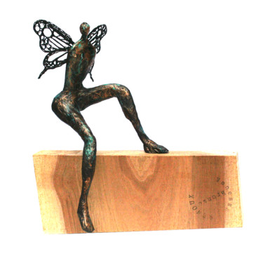 Sculpture intitulée "Femme papillon envol" par Vanessa Renoux, Œuvre d'art originale, Papier