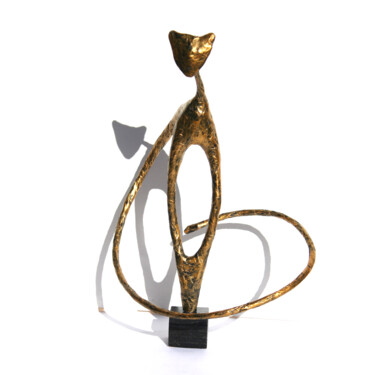 Sculpture intitulée "Chat épuré doré, pa…" par Vanessa Renoux, Œuvre d'art originale, Papier