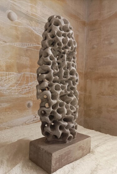 雕塑 标题为“hollow man” 由Vasiliοs Alexiou, 原创艺术品, 加气混凝土