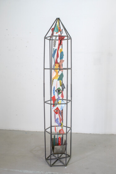 Sculpture intitulée "The Cage - Το Κλουβί" par Vera Stavrinadi, Œuvre d'art originale, Métaux