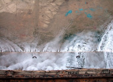 Photographie intitulée "Eaux du port 06" par Véronique Brill, Œuvre d'art originale
