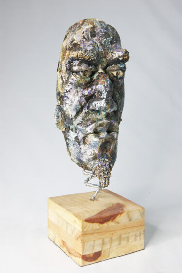 Sculpture titled "Máscara#3" by Vicente Pereira Da Silva (Vicente Silva), Original Artwork, Polymer clay