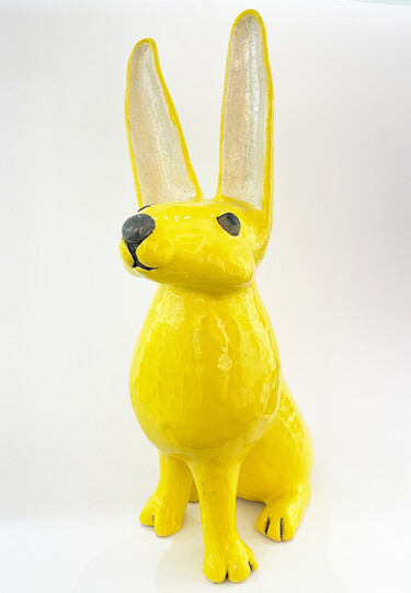 Скульптура под названием "Yellow Rabbit - lar…" - Viktor Zuk, Подлинное произведение искусства, Керамика