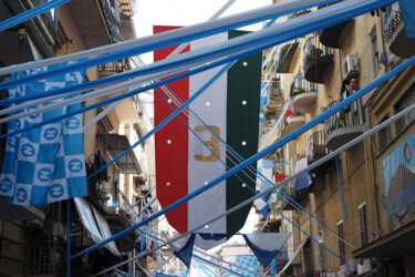 Fotografia intitulada "Flags and banners i…" por Vincenzo Izzo, Obras de arte originais, Fotografia digital