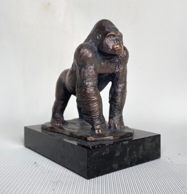 Sculpture titled "leader" by Vitaliy Semenchenko, Original Artwork, Bronze